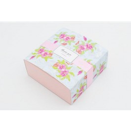 Boxes with Ribbon Flower    